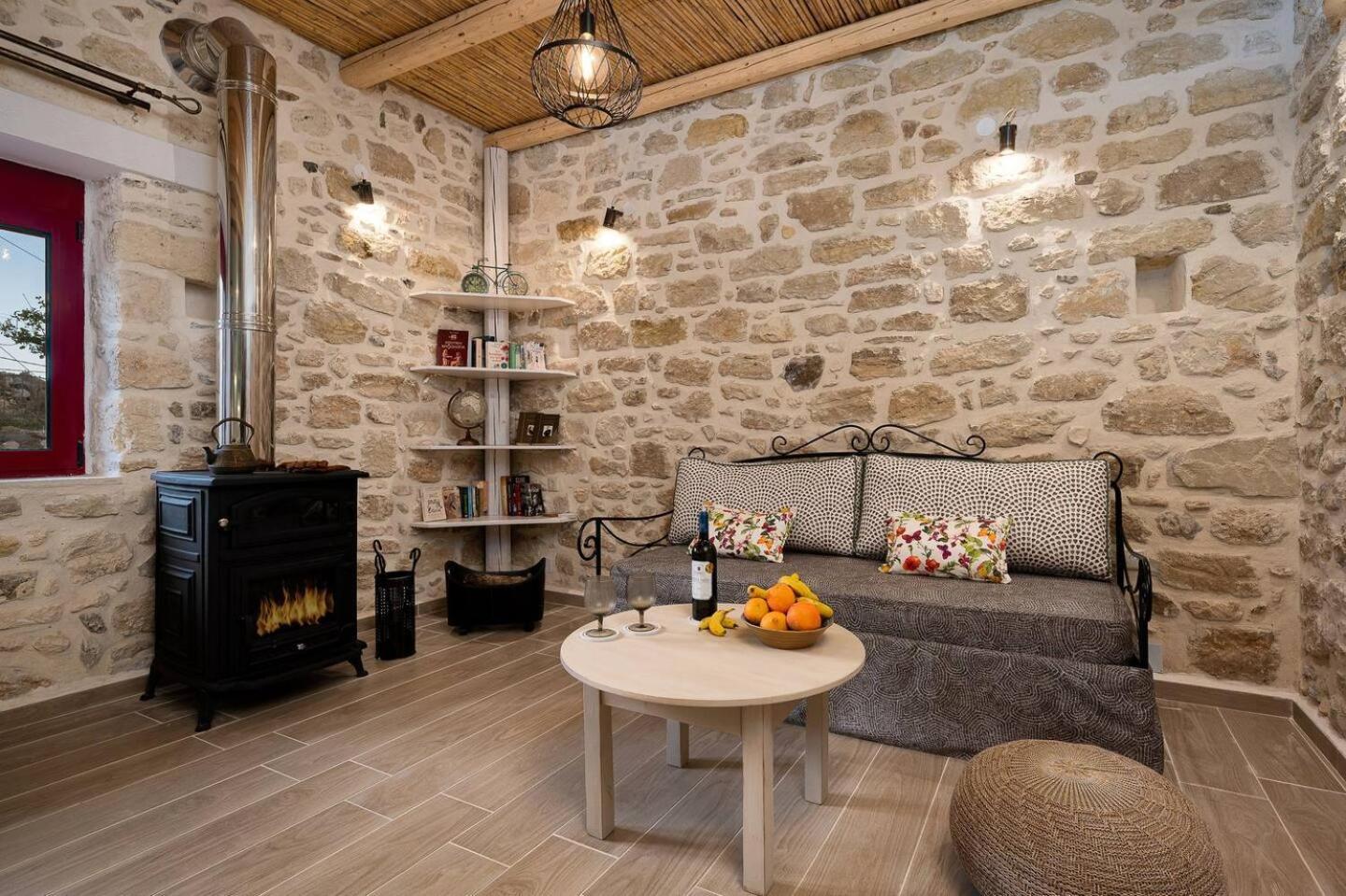 Physis Country House Near Matala Beach & Faistos Kouses Exterior foto